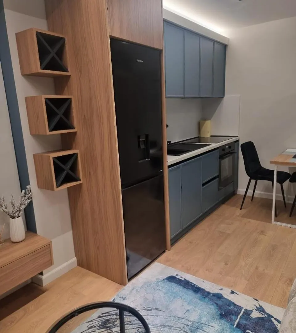 Twoviews Apartaments Tirana Apartamento
